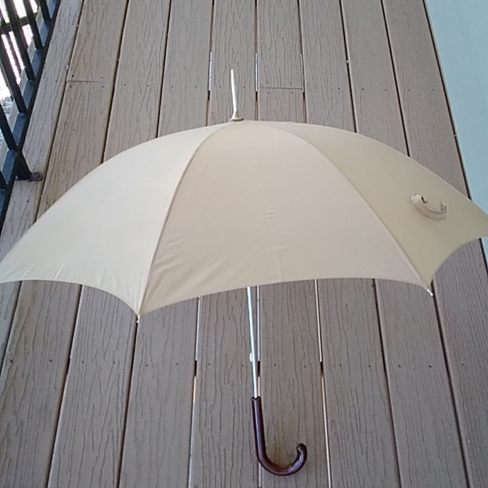 Vintage Umbrella R O C